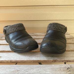 Dansko Professional Womens Black Slip On Leather Clog Shoes Size 38 Winter